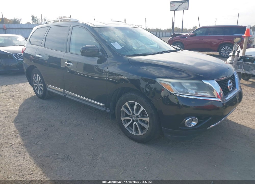 2014 NISSAN PATHFINDER SL VIN: 5N1AR2MN8EC615750