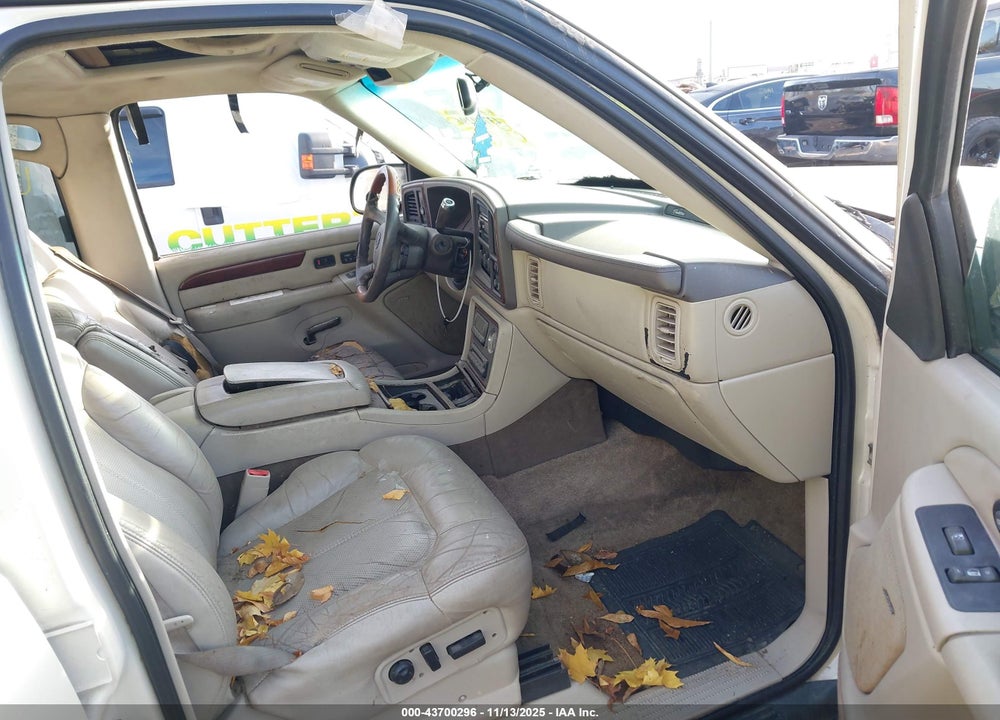 2002 CADILLAC ESCALADE EXT STANDARD VIN: 3GYEK63N82G251738