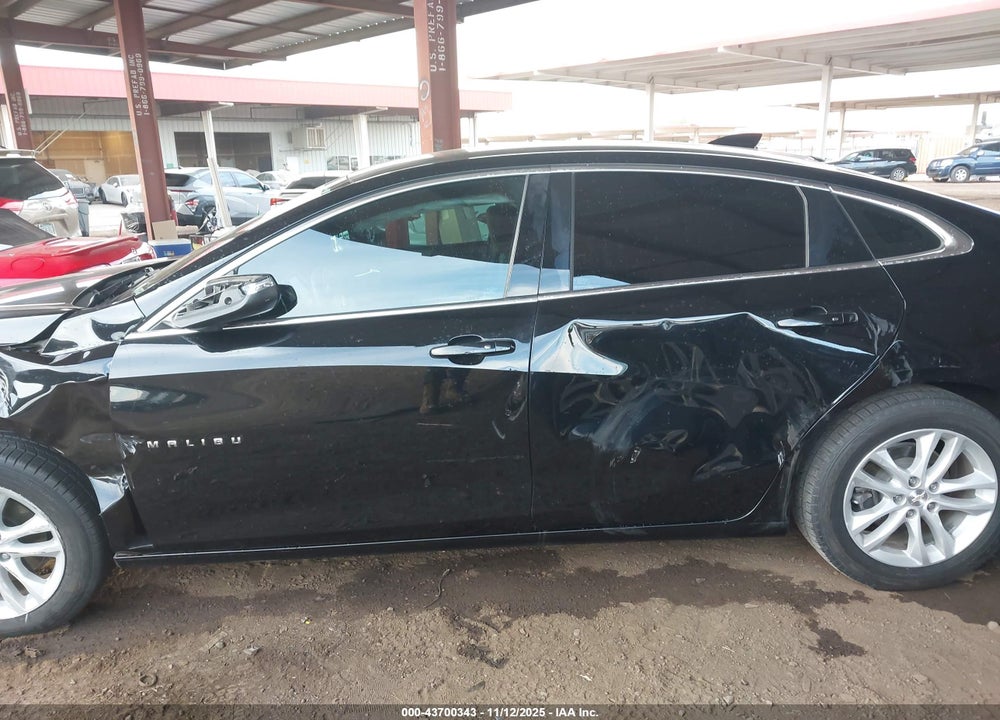 2018 CHEVROLET MALIBU LT VIN: 1G1ZD5ST7JF176311