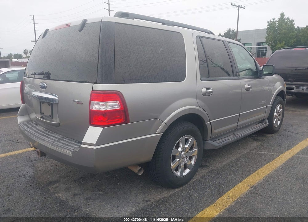 2008 FORD EXPEDITION XLT VIN: 1FMFU15548LA83298
