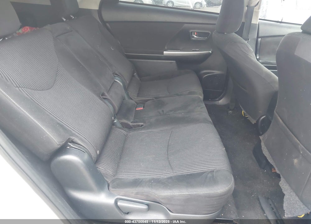 2015 TOYOTA PRIUS V THREE VIN: JTDZN3EU8FJ027472