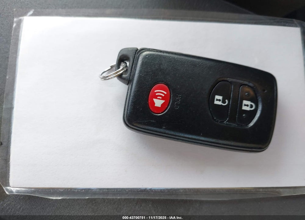2011 TOYOTA PRIUS VIN: JTDKN3DU7B1416620