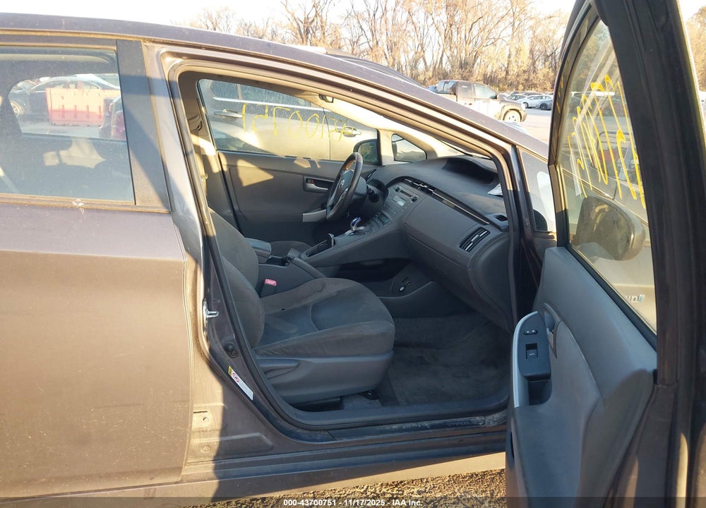 2011 TOYOTA PRIUS VIN: JTDKN3DU7B1416620