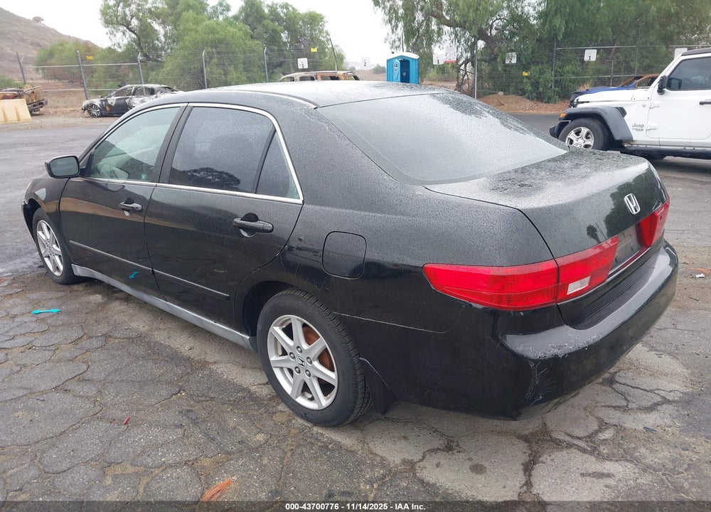 2005 HONDA ACCORD 2.4 LX VIN: 1HGCM56475A139036