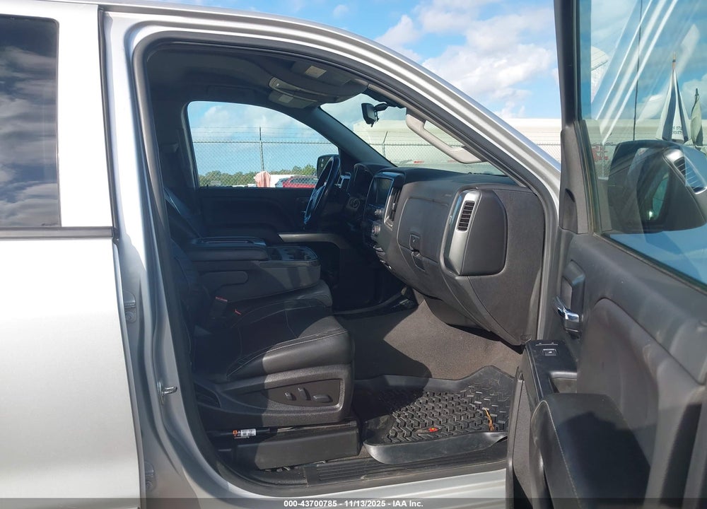 2019 CHEVROLET SILVERADO 1500 LD LT VIN: 2GCRCPEC6K1155556