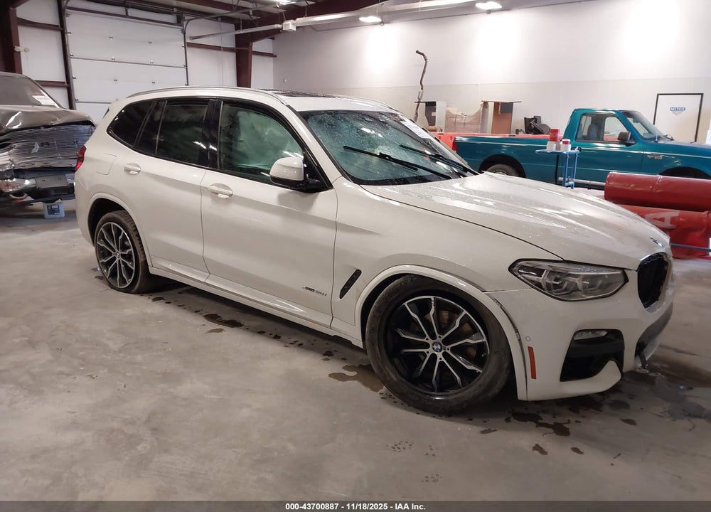 2018 BMW X3 XDRIVE30I VIN: 5UXTR9C52JLC73036