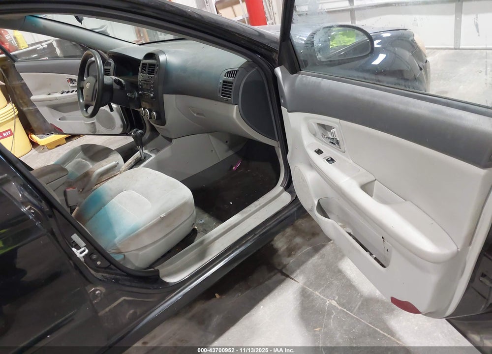 2008 KIA SPECTRA EX VIN: KNAFE121785525723