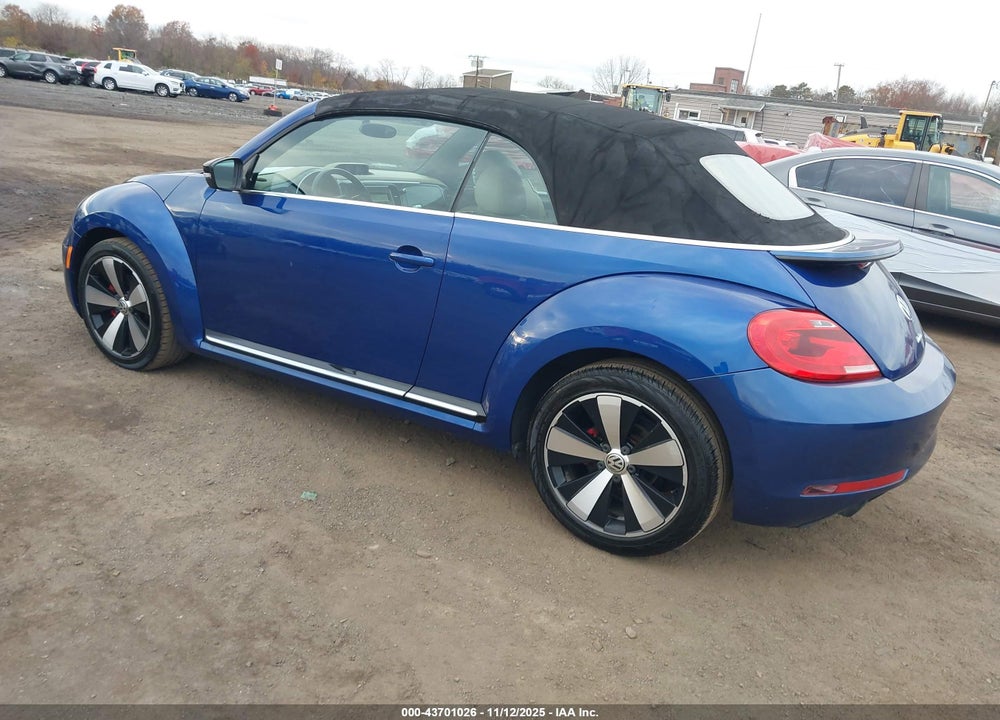 2013 VOLKSWAGEN BEETLE 2.0T VIN: 3VW7S7AT8DM826556