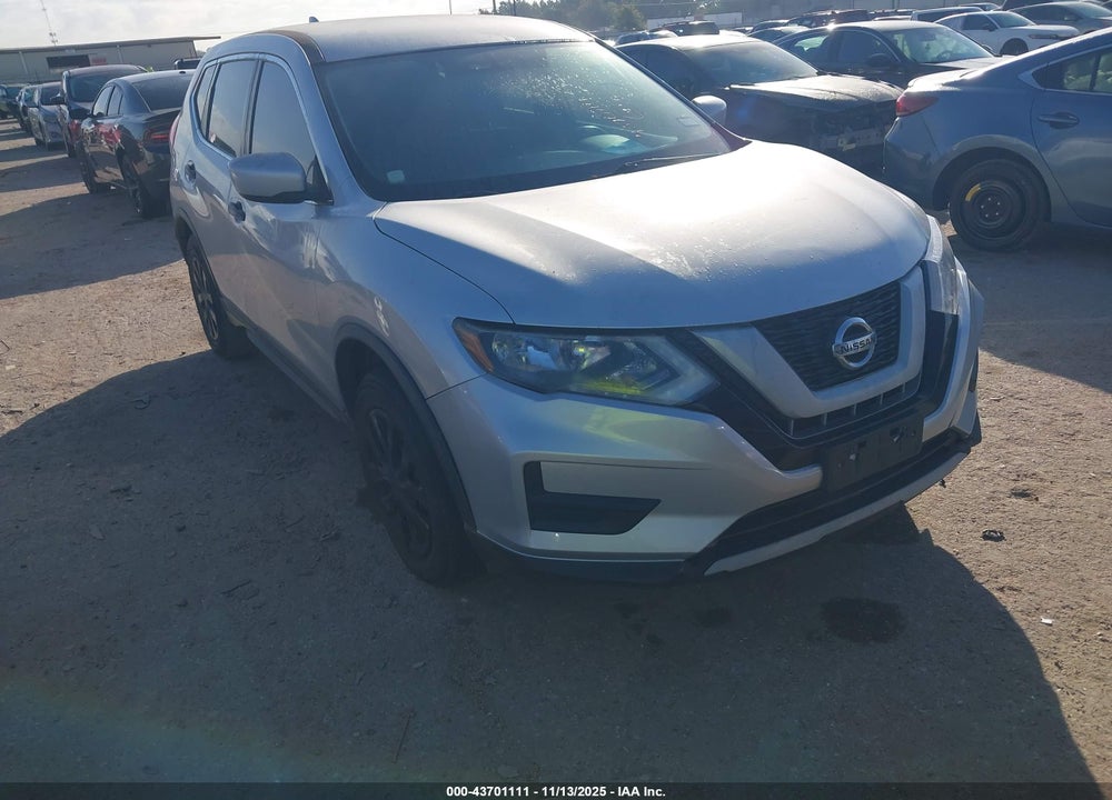 2017 NISSAN ROGUE S VIN: KNMAT2MV2HP516439