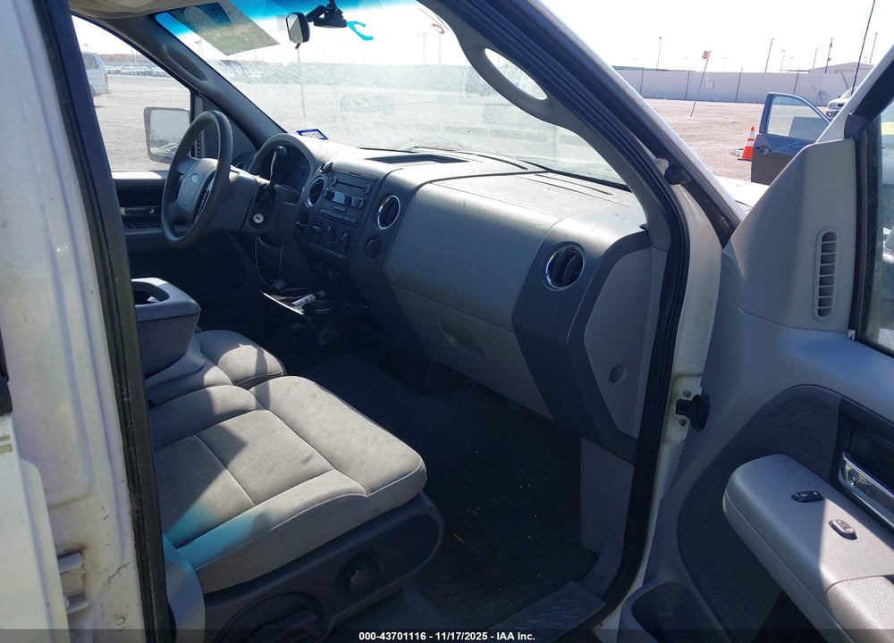 2005 FORD F-150 LARIAT/XLT VIN: 1FTPW12555FB45390