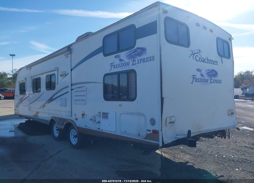 2010 COACHMEN FREEDOM VIN: 5ZT2FEUB8AA001956