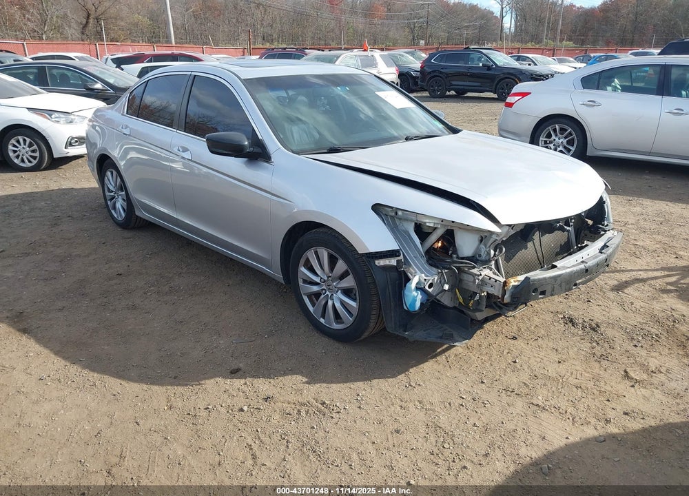 2011 HONDA ACCORD 2.4 EX-L VIN: 1HGCP2F80BA019762