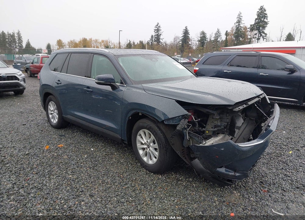 2024 TOYOTA GRAND HIGHLANDER HYBRID XLE VIN: 5TDACAB52RS031254
