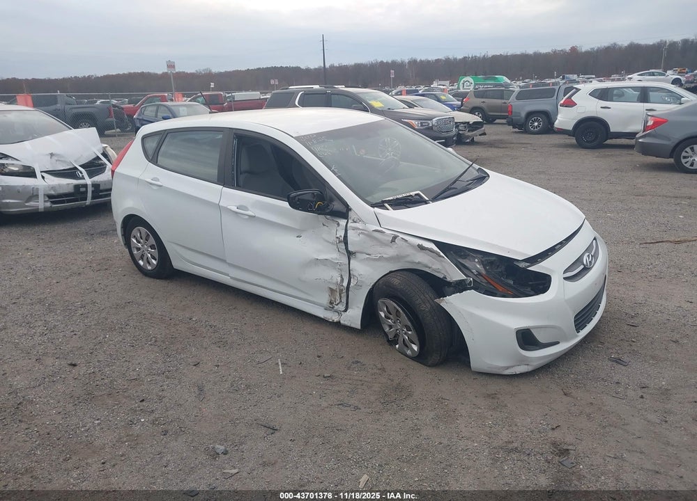 2016 HYUNDAI ACCENT SE VIN: KMHCT5AE1GU283521