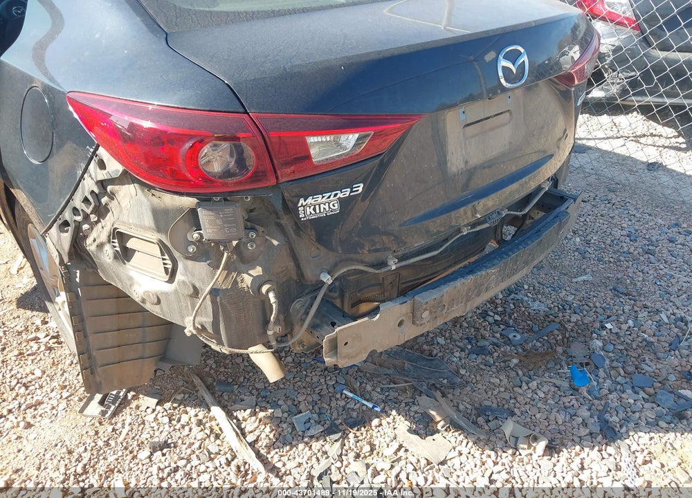 2018 MAZDA 3 SPORT VIN: 3MZBN1U79JM238996
