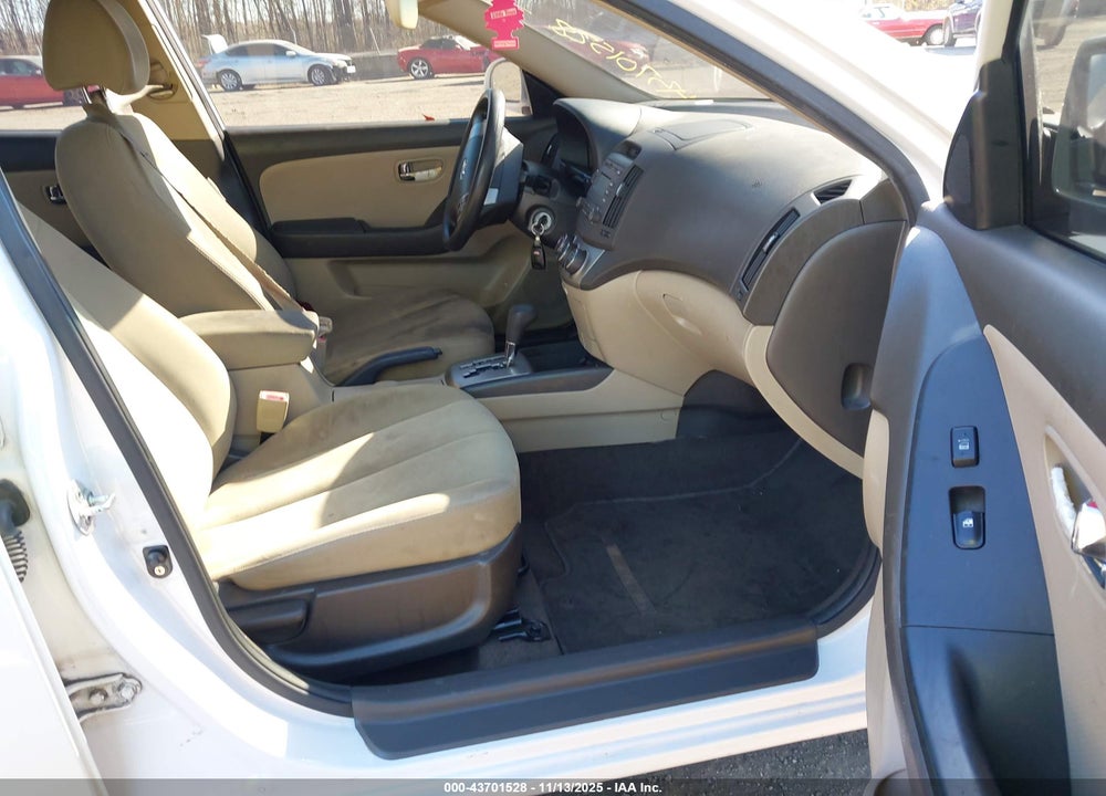 2010 HYUNDAI ELANTRA GLS VIN: KMHDU4AD5AU195369