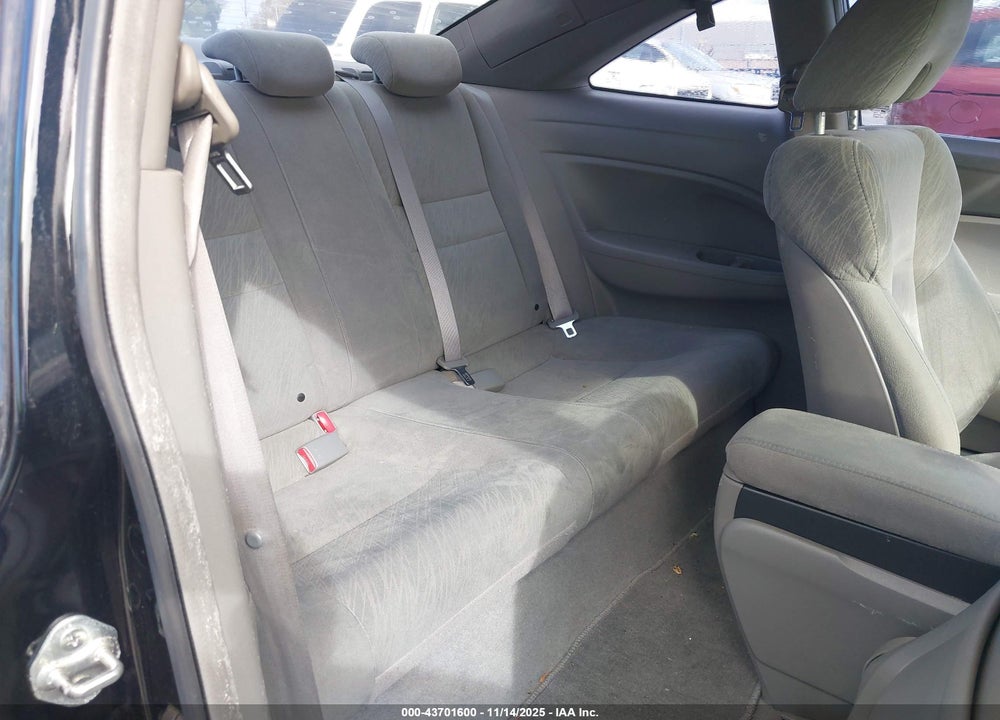 2007 HONDA CIVIC VIN: 2HGFG12607H503211