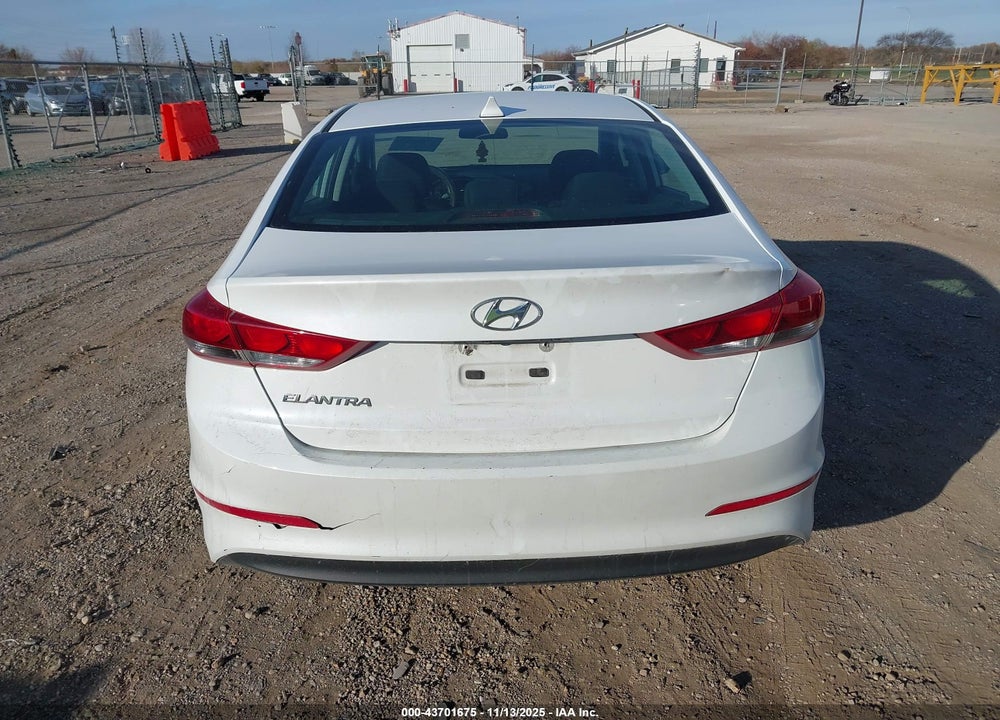 2018 HYUNDAI ELANTRA SEL VIN: 5NPD84LF9JH268891
