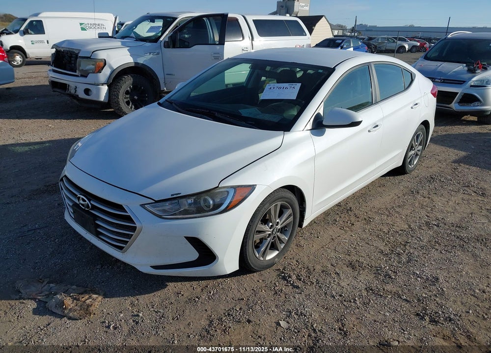 2018 HYUNDAI ELANTRA SEL VIN: 5NPD84LF9JH268891