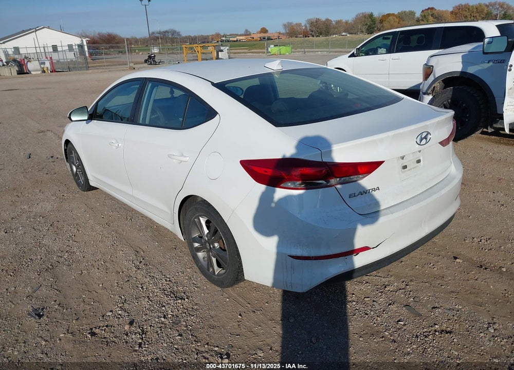 2018 HYUNDAI ELANTRA SEL VIN: 5NPD84LF9JH268891