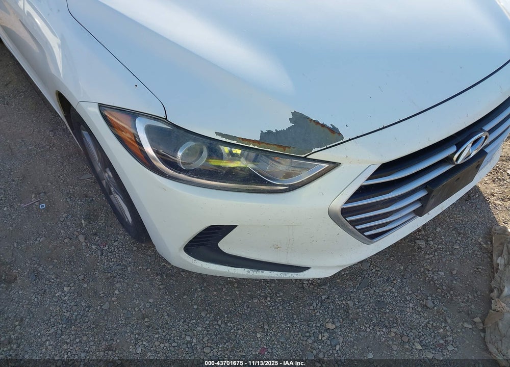 2018 HYUNDAI ELANTRA SEL VIN: 5NPD84LF9JH268891