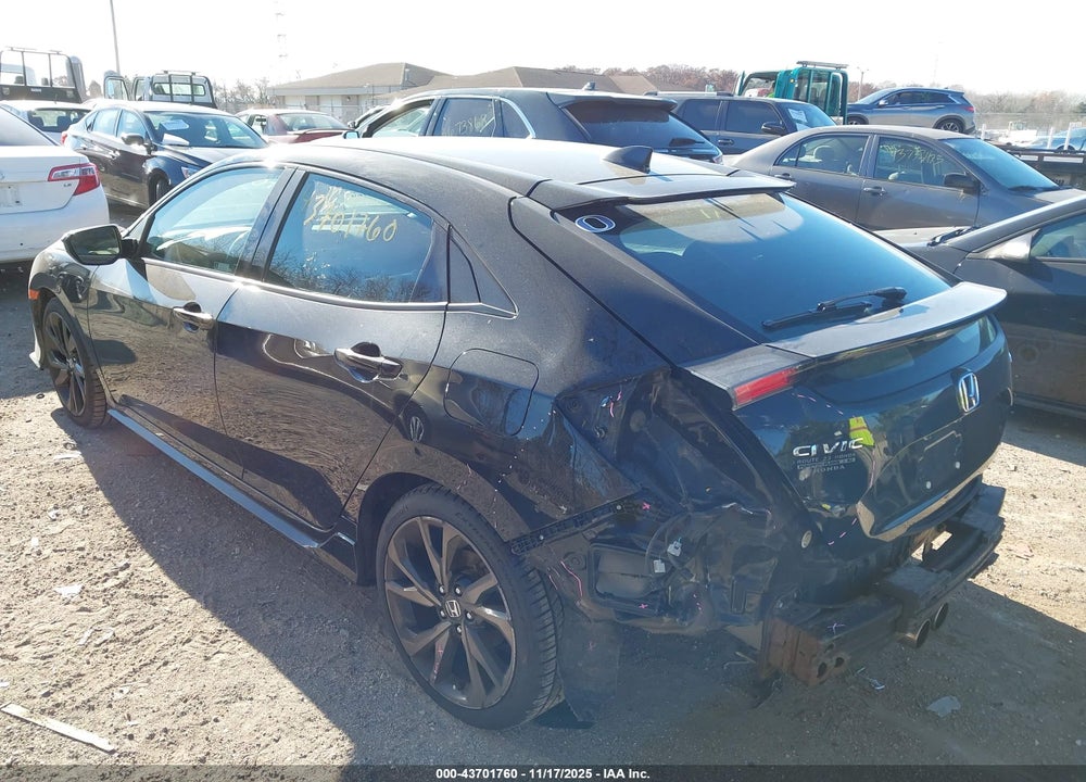 2018 HONDA CIVIC SPORT VIN: SHHFK7H42JU410031