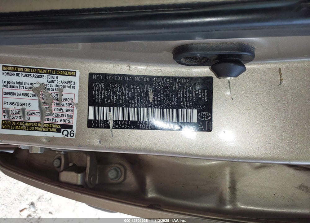 2005 TOYOTA COROLLA CE VIN: 2T1BR32E15C452755