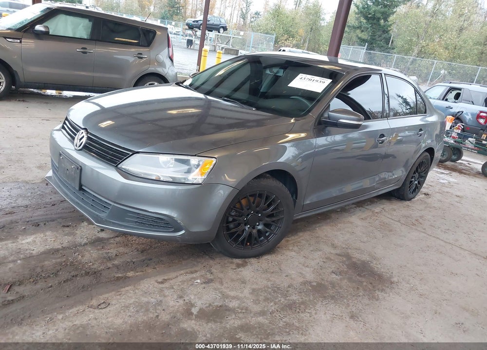 2012 VOLKSWAGEN JETTA 2.5L SE VIN: 3VWDP7AJ4CM320983