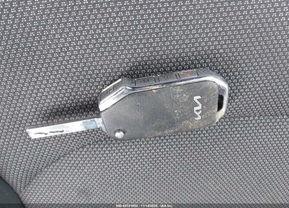 2023 KIA FORTE LXS VIN: 3KPF24AD3PE631128