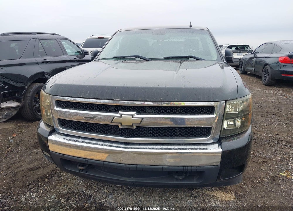 2008 CHEVROLET SILVERADO 1500 LT1 VIN: 1GCEK19008Z313890