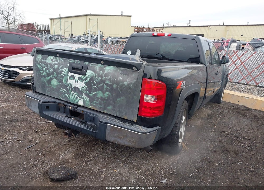 2008 CHEVROLET SILVERADO 1500 LT1 VIN: 1GCEK19008Z313890