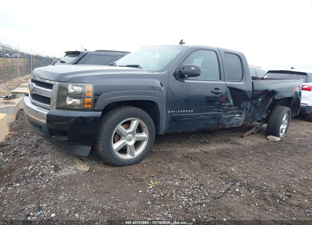 2008 CHEVROLET SILVERADO 1500 LT1 VIN: 1GCEK19008Z313890