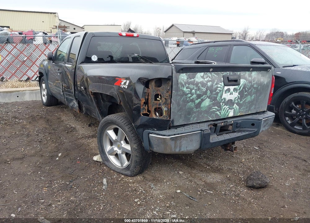 2008 CHEVROLET SILVERADO 1500 LT1 VIN: 1GCEK19008Z313890