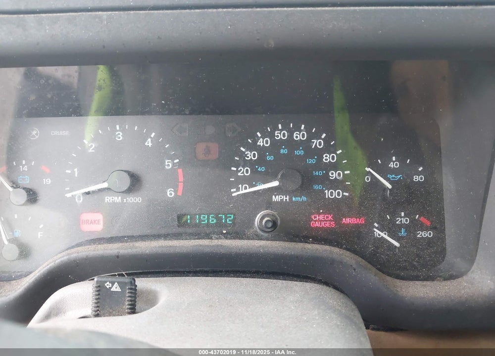 1998 JEEP WRANGLER SAHARA VIN: 1J4FY49S1WP744005