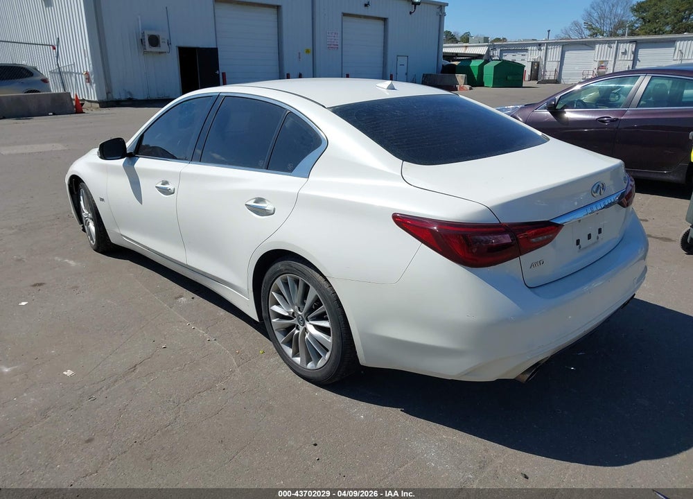 2018 INFINITI Q50 3.0T LUXE VIN: JN1EV7AR5JM444923