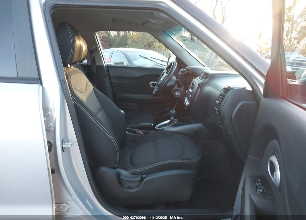 2015 KIA SOUL VIN: KNDJP3A51F7804206