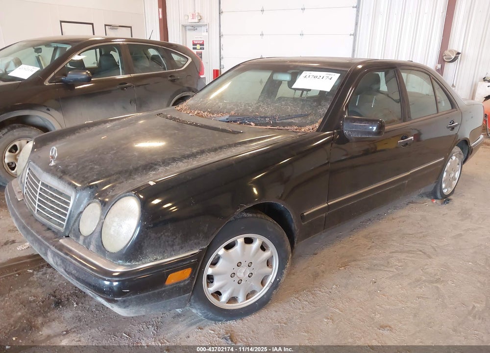1999 MERCEDES-BENZ E 320 VIN: WDBJF65H5XA891197