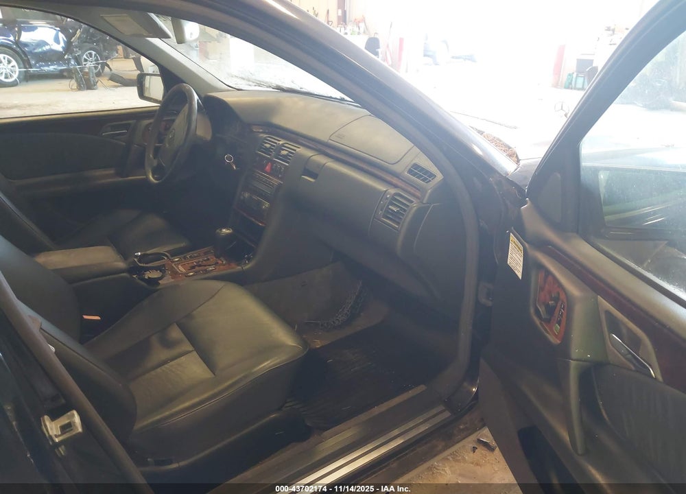 1999 MERCEDES-BENZ E 320 VIN: WDBJF65H5XA891197