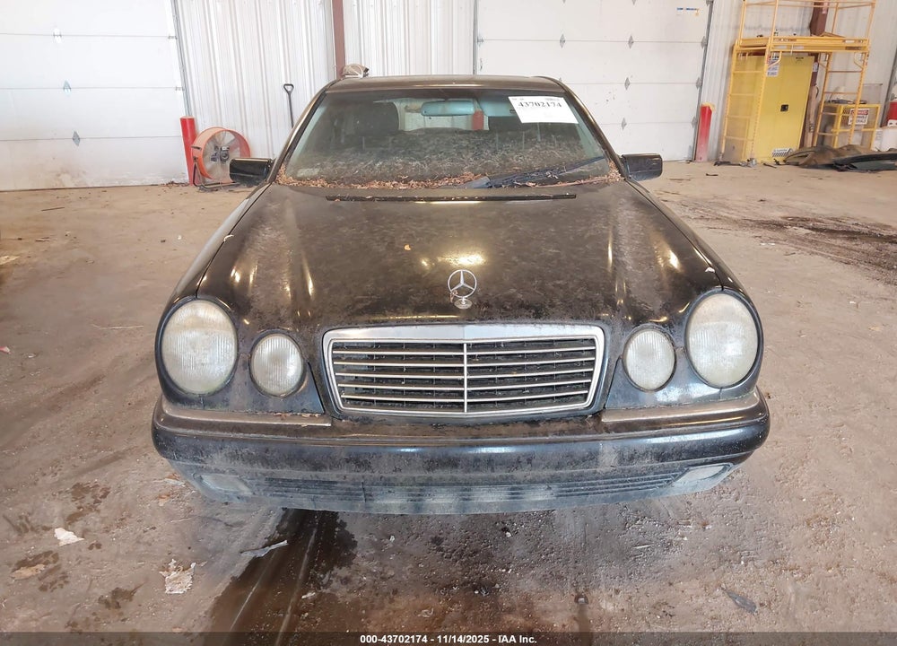 1999 MERCEDES-BENZ E 320 VIN: WDBJF65H5XA891197