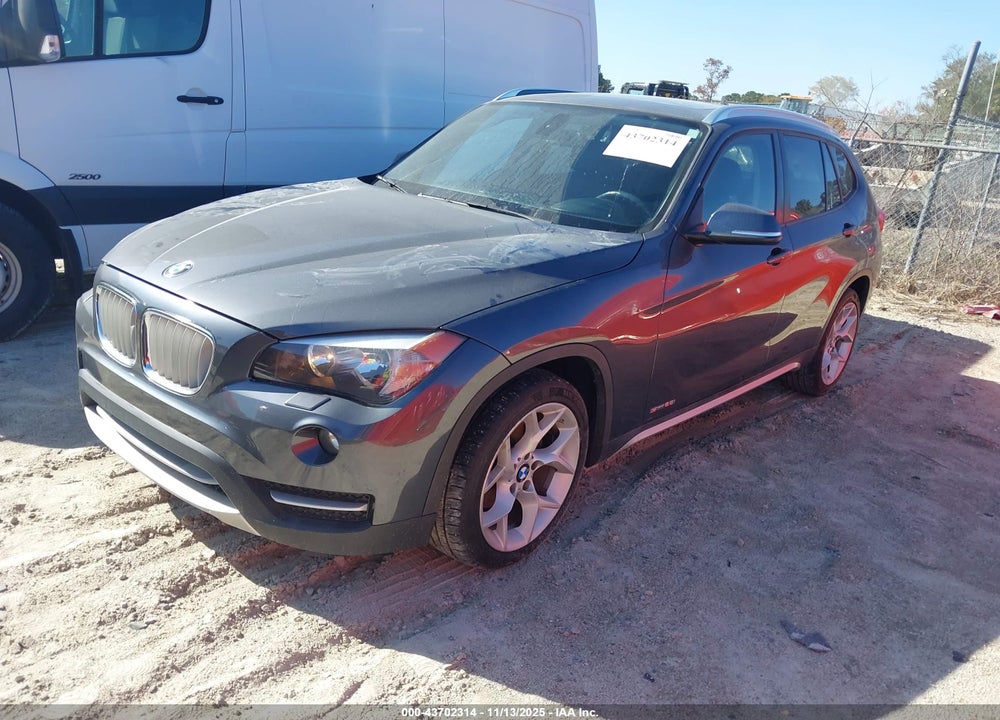 2013 BMW X1 VIN: WBAVM1C59DVW46537