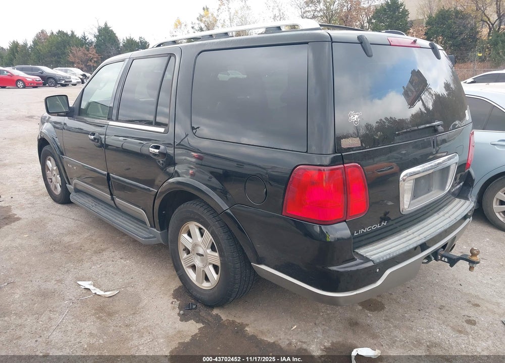 2004 LINCOLN NAVIGATOR VIN: 5LMFU28RX4LJ43628