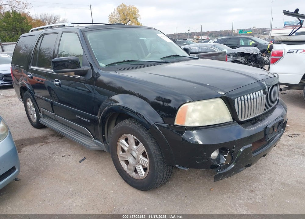 2004 LINCOLN NAVIGATOR VIN: 5LMFU28RX4LJ43628