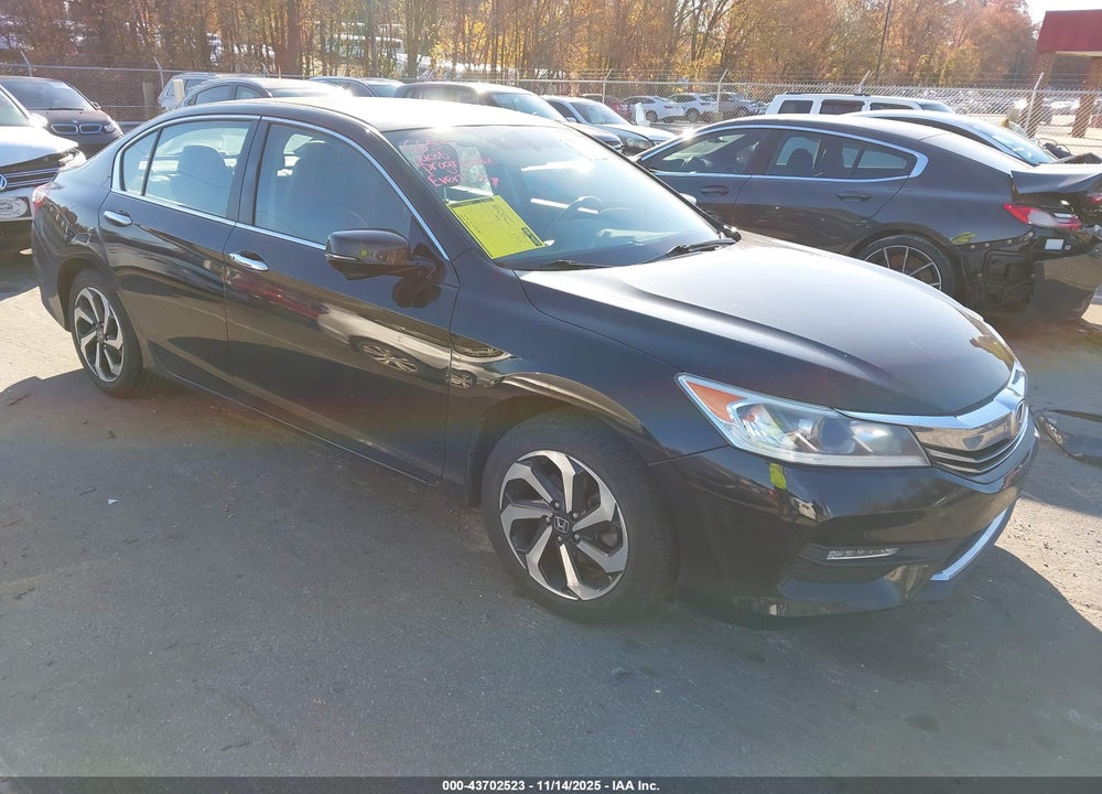 2017 HONDA ACCORD EX-L VIN: 1HGCR2F81HA220430