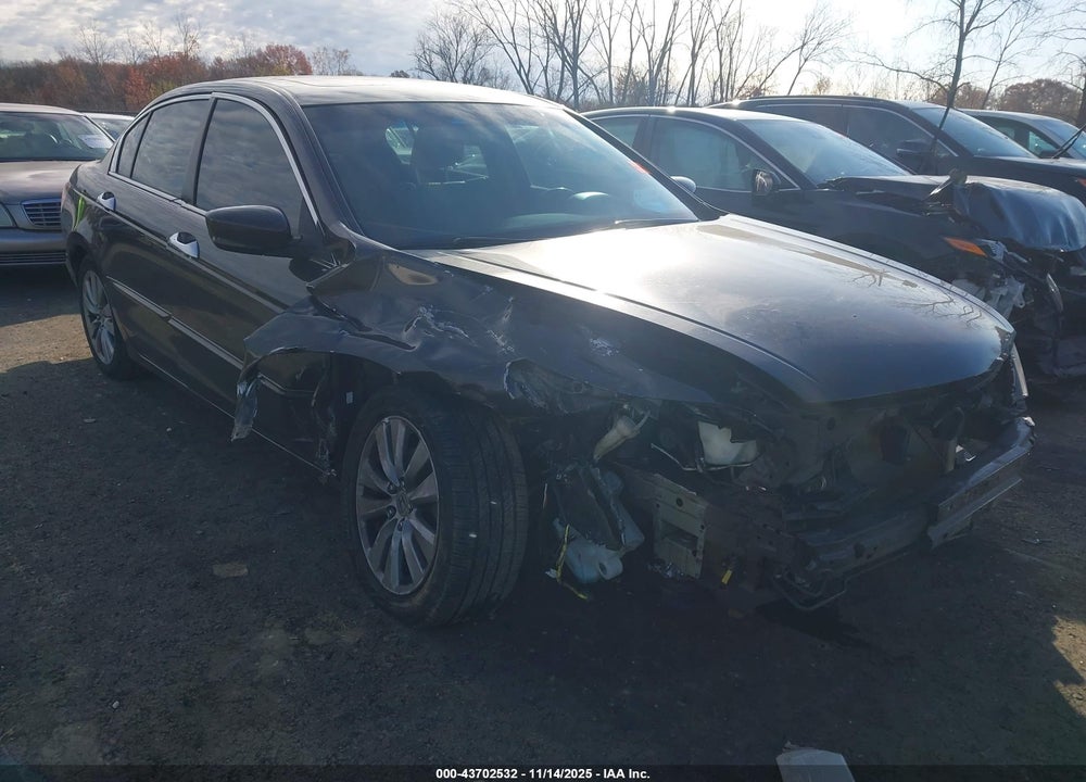 2011 HONDA ACCORD 3.5 EX-L VIN: 1HGCP3F85BA022596