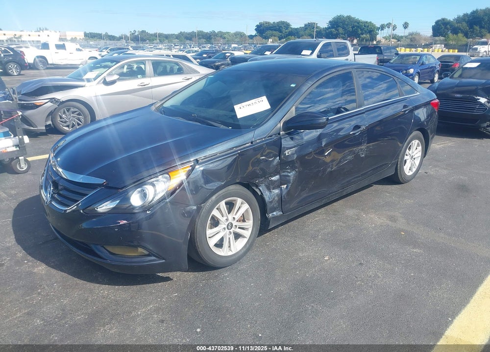 2013 HYUNDAI SONATA GLS VIN: 5NPEB4AC1DH721758