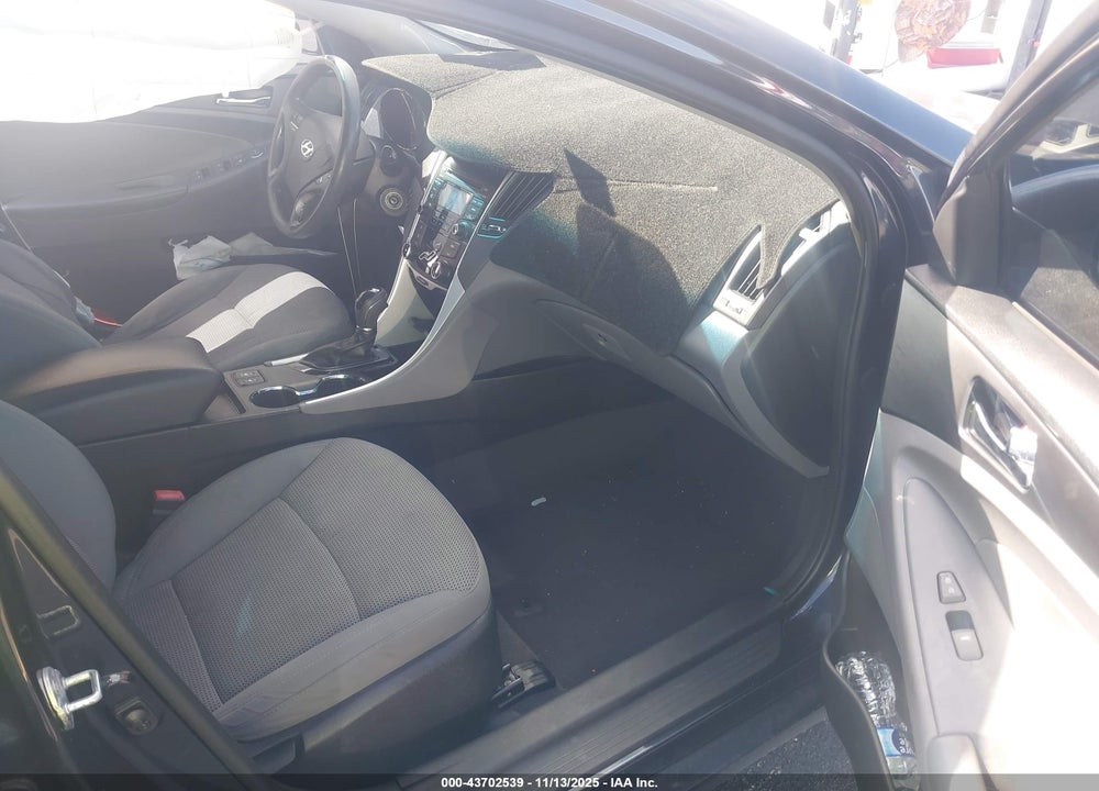 2013 HYUNDAI SONATA GLS VIN: 5NPEB4AC1DH721758