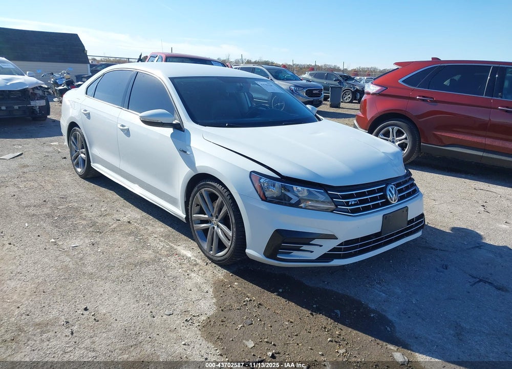 2018 VOLKSWAGEN PASSAT 2.0T R-LINE/2.0T S VIN: 1VWAA7A33JC051220