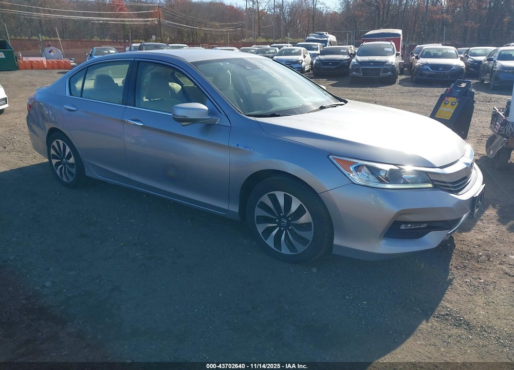 2017 HONDA ACCORD HYBRID VIN: JHMCR6F31HC016272