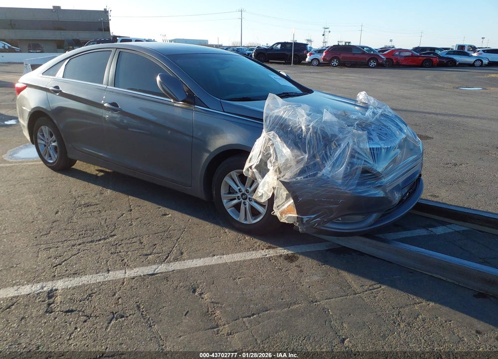 2013 HYUNDAI SONATA GLS VIN: 5NPEB4ACXDH681647