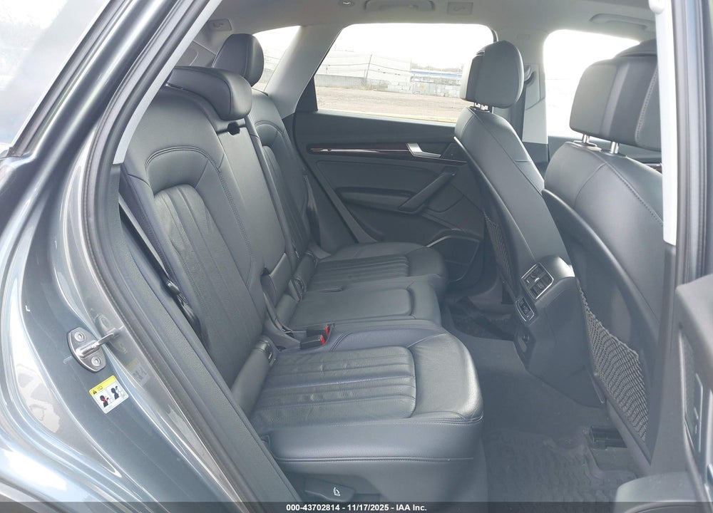 2018 AUDI Q5 VIN: WA1BNAFY3J2015539